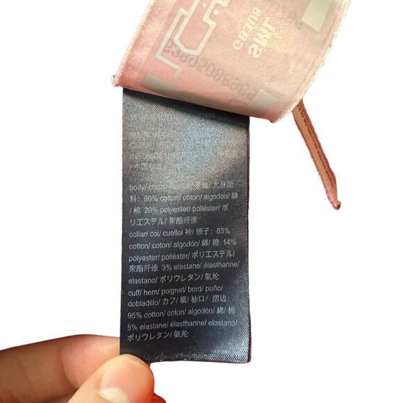 Tommy Hilfiger Denim v neck sweater. Size small - Picture 4 of 9